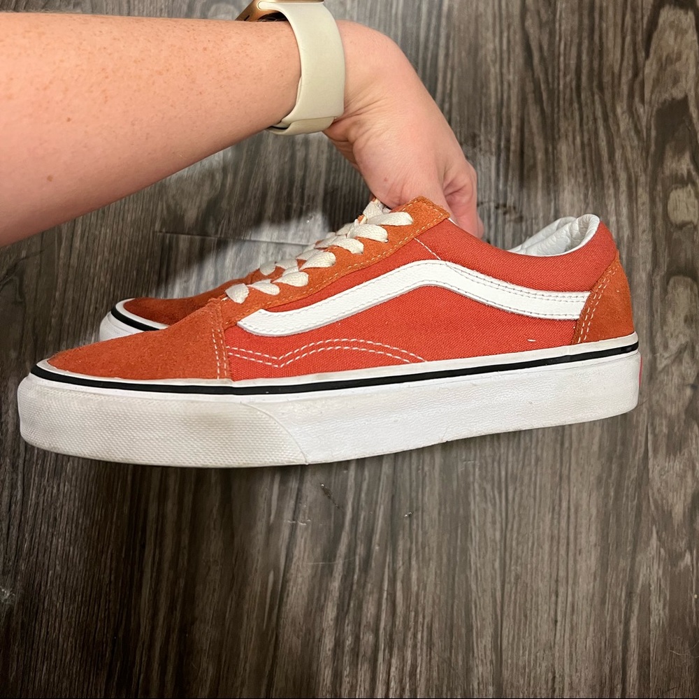 Vans Women size 7, Mens size 5.5 Tabasco Red